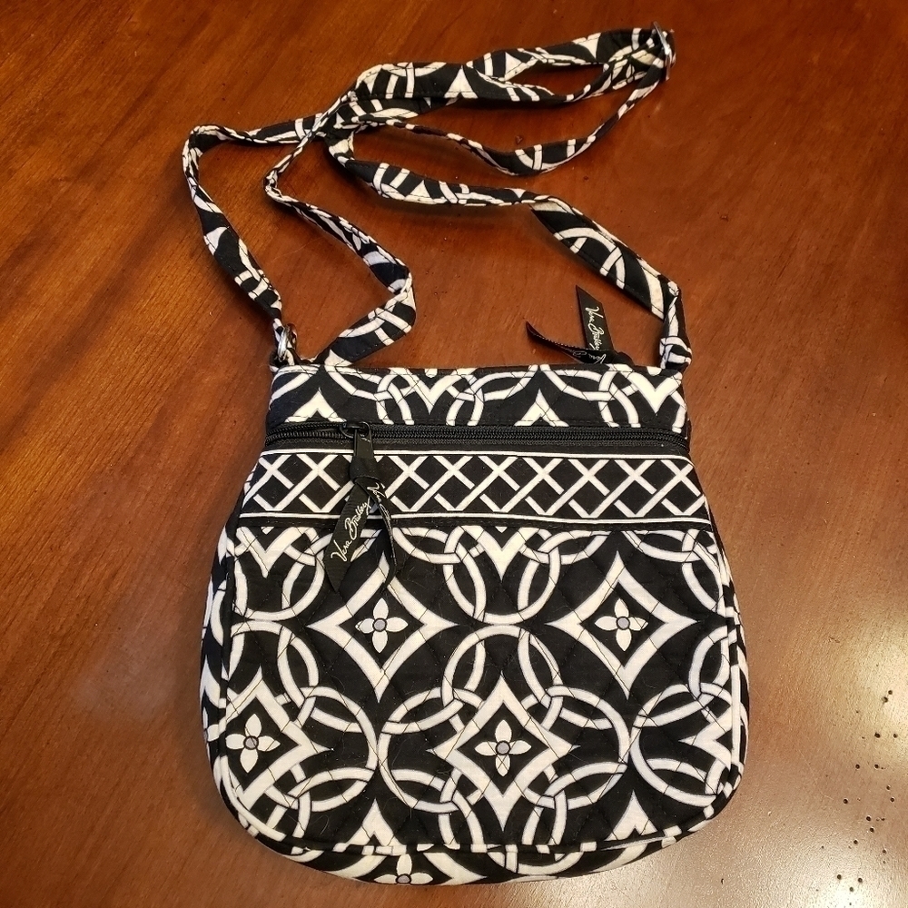 VERA Bradley Concerto Black & White Crossbody VGUC